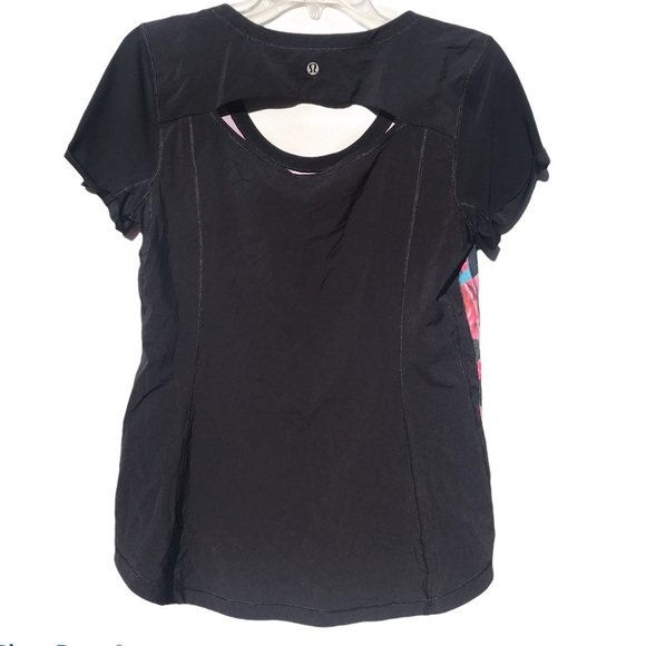 Lululemon Secret Garden print top size 8 - Picture 4 of 6